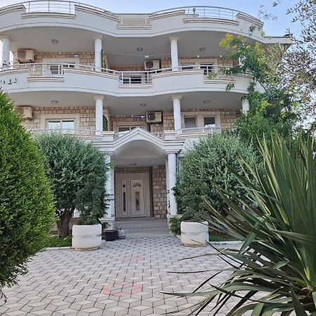 Meti Apartments 乌尔齐尼 外观 照片